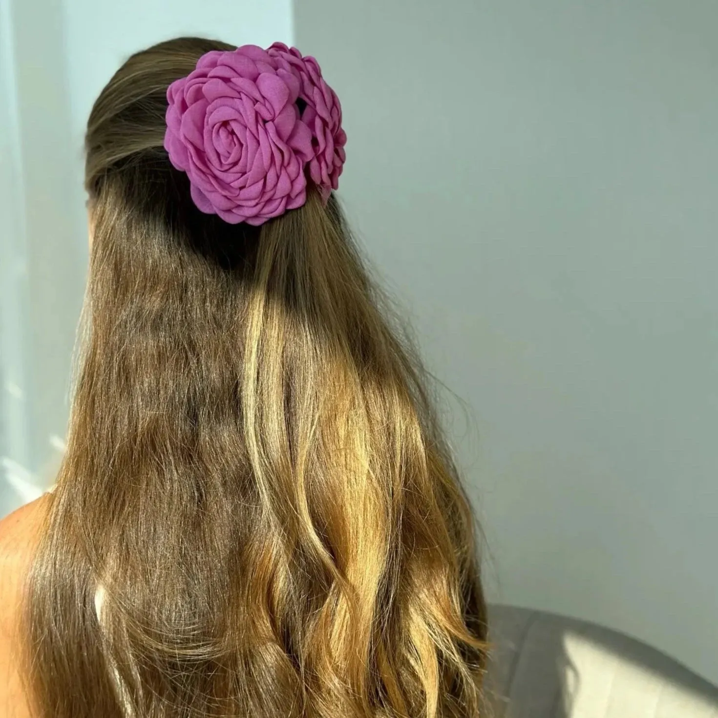 Bella Jumbo Rose Flower Claw Hair Clips