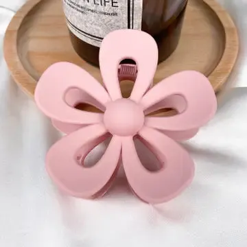 Cutout Flower Hair Claw