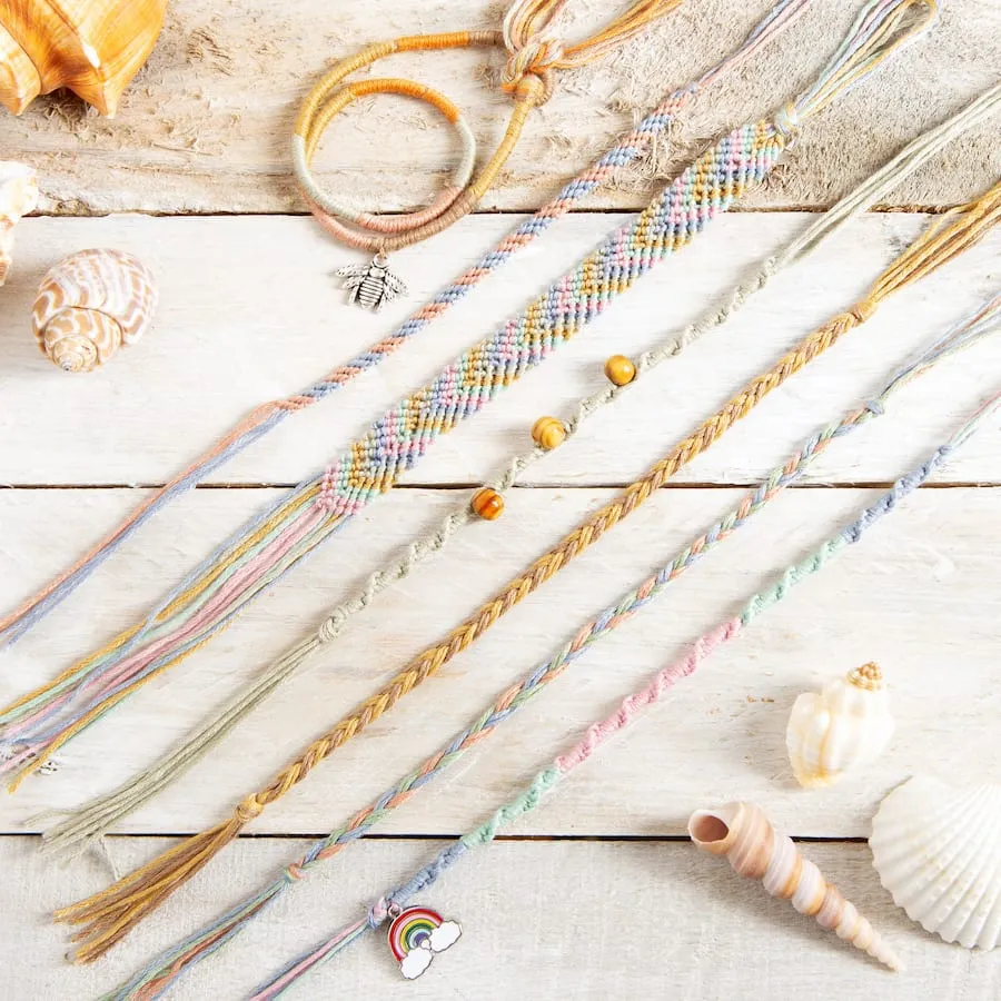 Friendship Bracelet Kit