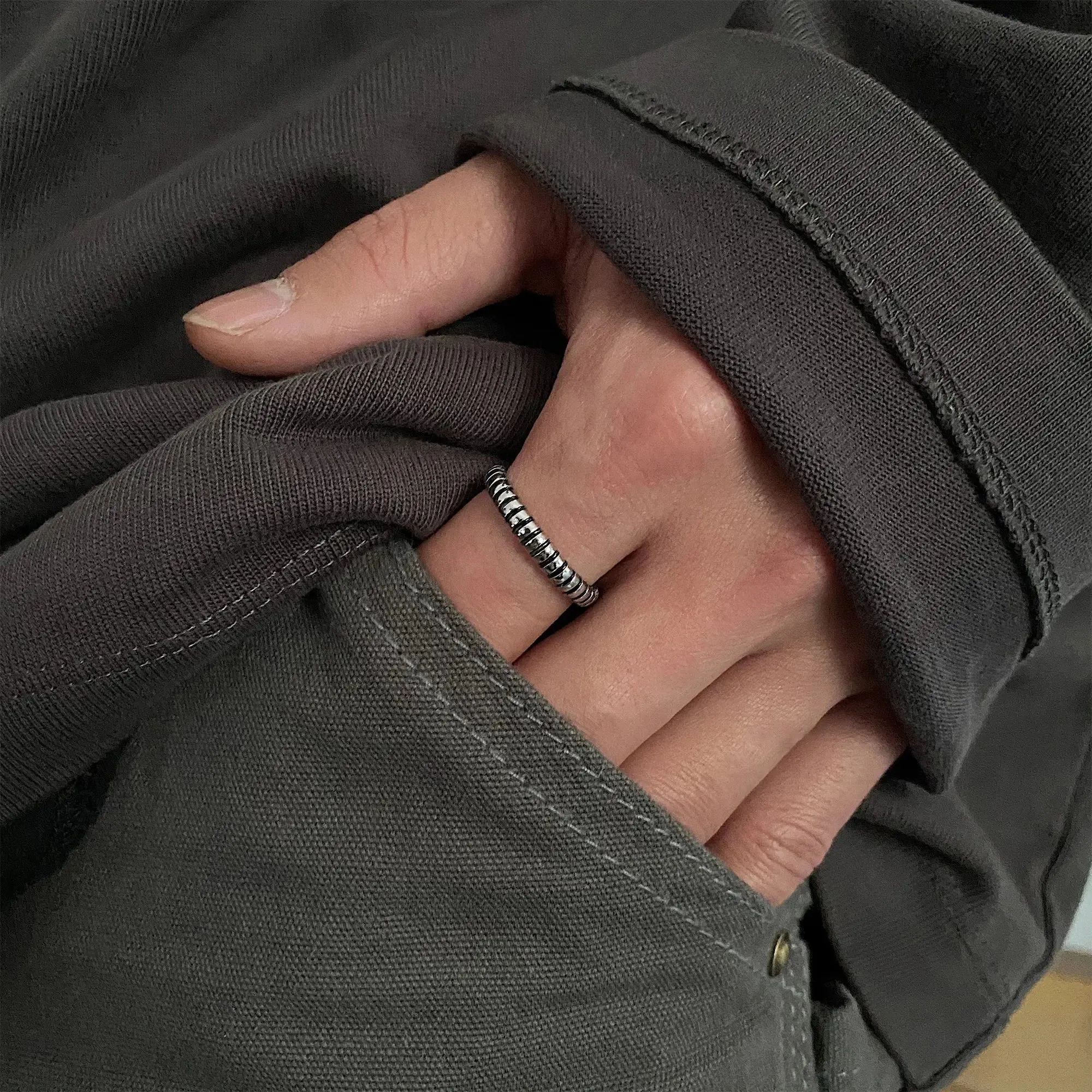 Minimalist Ring