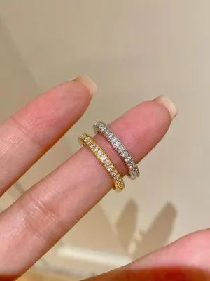 Minimalist Stacking Ring with Diamonds