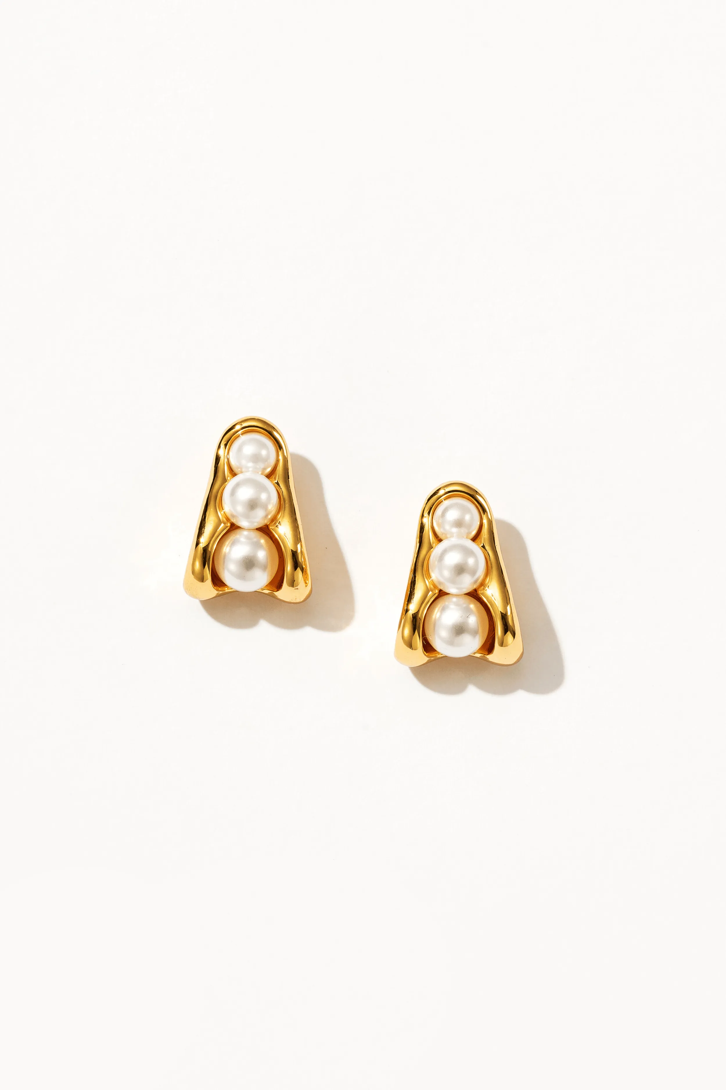 Paisley Twisted Pearl Stud Earrings