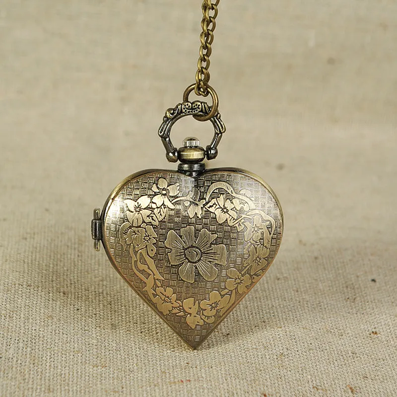 Vintage Peach Heart Hollow Pattern Pocket Watch Bronze Peach Heart Carved Hollow Classical Pocket Watch