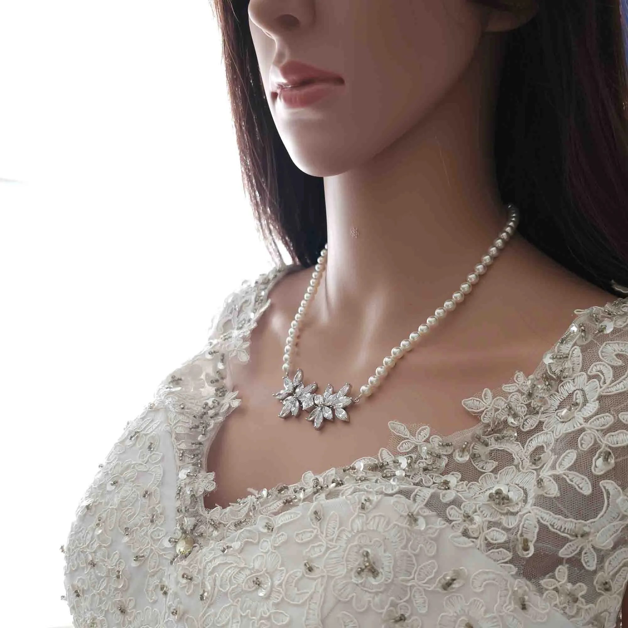 Wedding Pearl Necklace and Earrings Set- Carol